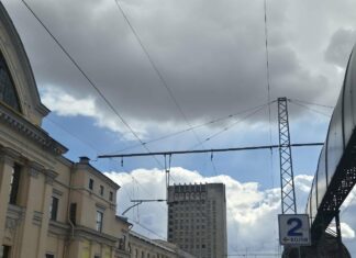 В Харьковской области отменили до десятка электропоездов, ездить рекомендуют автобусами