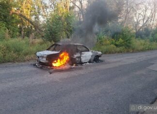 Охота на людей: московиты атаковали автомобиль на Харьковщине, есть тяжелые раненые