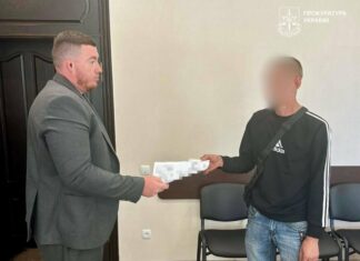 Систематически насиловал падчерицу: на Харьковщине разоблачена педофила