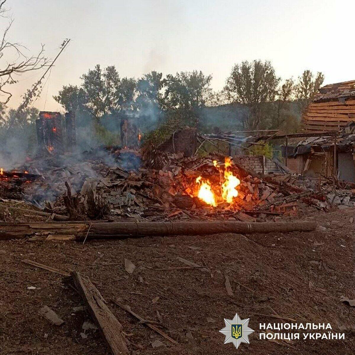 Обстрелы за сутки: ракетный удар по овощебазе, где погибли щестеро людей, и террор приграничья