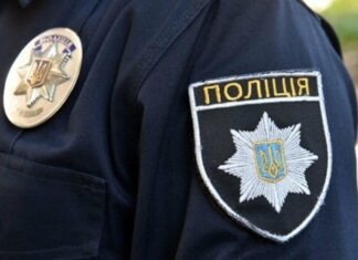 В Богодухове 12-летняя девушка снимала видео на Аллее Славы под российскую песню: на родителей составили протокол