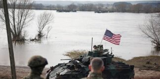 «Напоминает хаос»: США срочно эвакуировали часть дипломатов из стран Ближнего Востока, — CNN