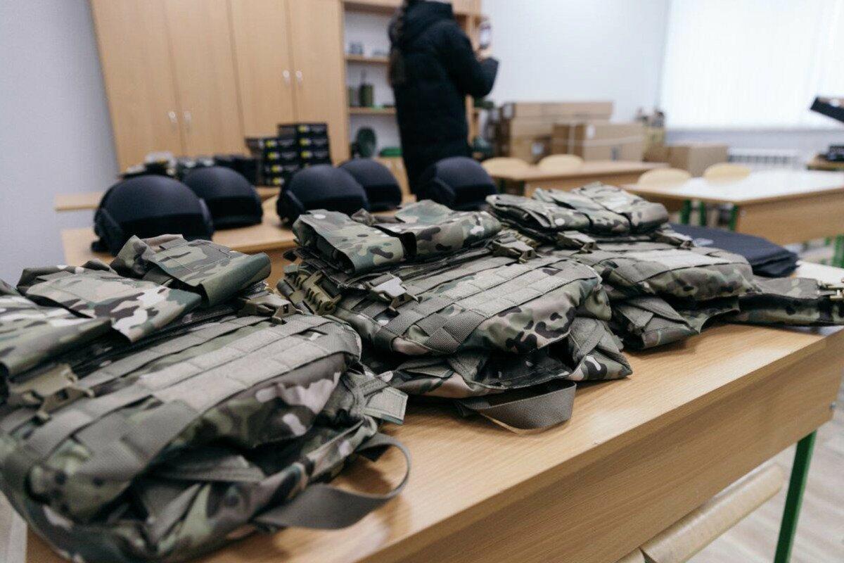 Полмиллиона людей в Украине смогут учиться основам национального сопротивления