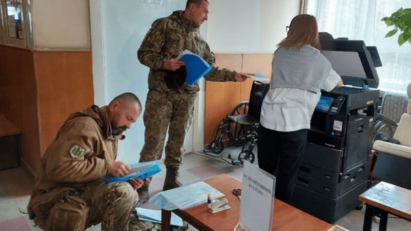 Бронирование работников: адвокат объяснила, чем опасен новый Координационный центр