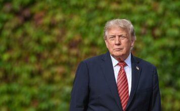 «Увидим»: Трамп ответил на слова Зеленского об ударах РФ