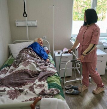 Приют для ВПЛ: в Харькове открыли новое пространство для людей постарше и инвалидностью, — ФОТО