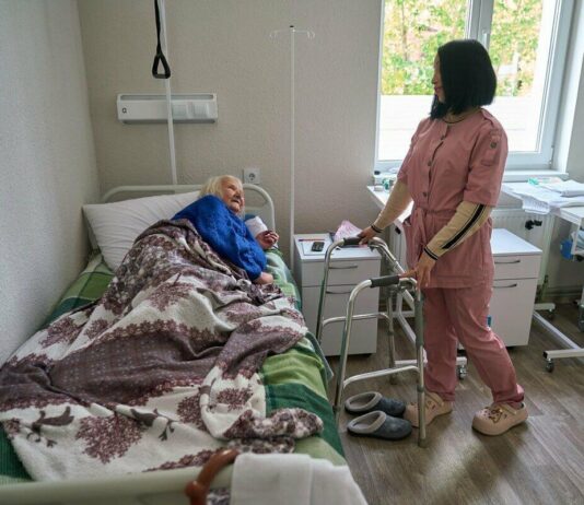 Приют для ВПЛ: в Харькове открыли новое пространство для людей постарше и инвалидностью, — ФОТО