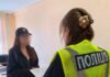 Косметика, еда, одежда и напитки: в Харькове женщина трижды обворовывала один магазин