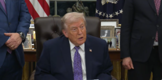 «Глупые люди хотели»: Трамп раскритиковал тех, кто призывал ввести санкции против РФ