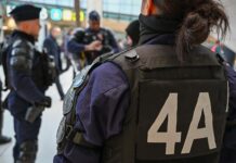 Во Франции на протесты вышли сотни тысяч человек: полиция применяла водометы и газ (видео)