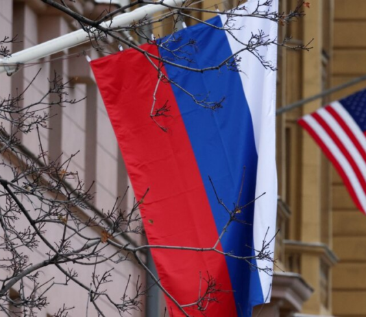 Подозрение на легочную чуму в Иркутске: посольство США призвало американцев немедленно покинуть Россию