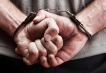 Воспользовался доверием семьи и запугал малышей: на Харьковщине мужчину осудили за насилие над девушками