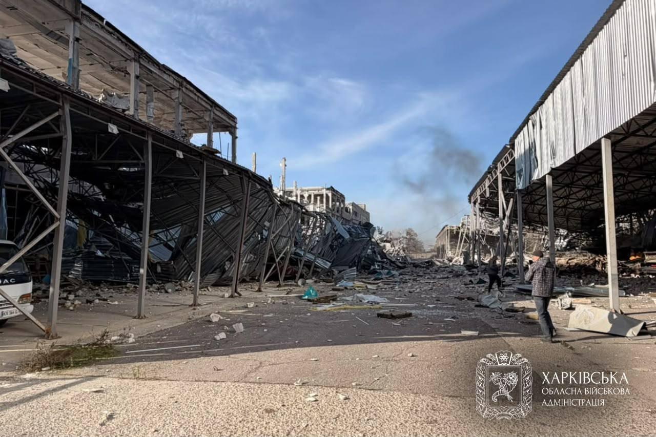 Изуродованные дома, разбитые авто и пострадавшие дети: чем россияне били по Харьковщине в течение дня