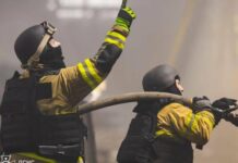 28 выездов в сутки: спасатели ГСЧС ликвидировали последствия обстрелов в Харьковской области