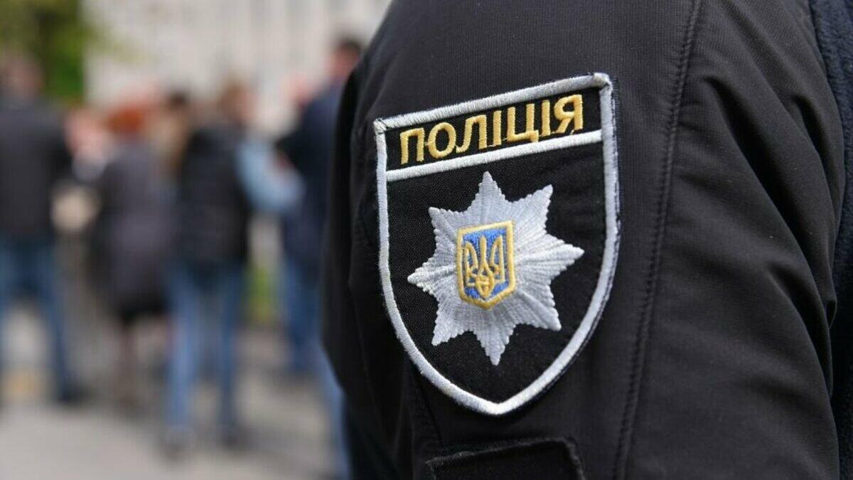 До восьми лет тюрьмы: пенсионер в Харькове получал взятки за получение водительских удостоверений